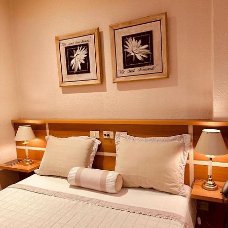 Skalla Hotel ノーヴァ・オデッサ エクステリア 写真